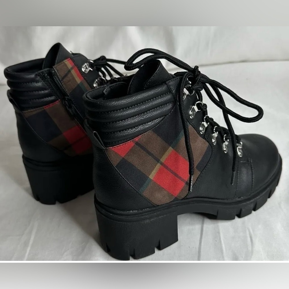 Sun Stone Ruthee Lug Sole plaid Booties Black Size 8.5 M - Picture 7 of 9